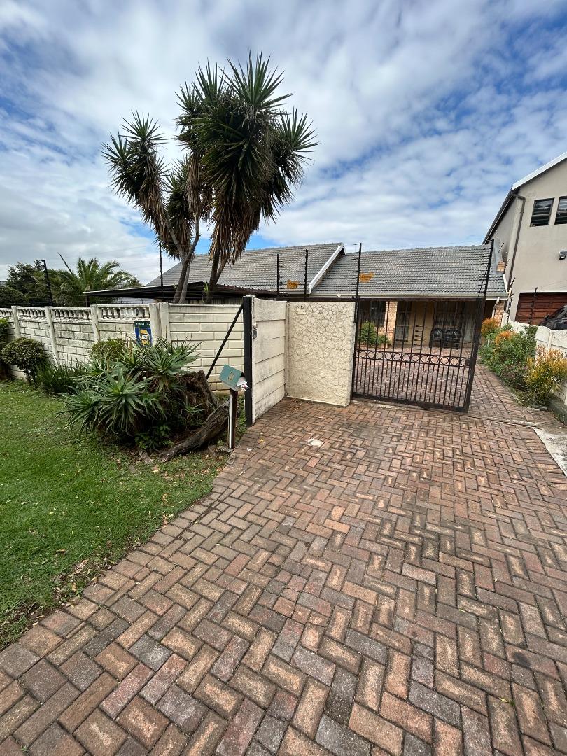 4 Bedroom House for Sale - Gauteng
