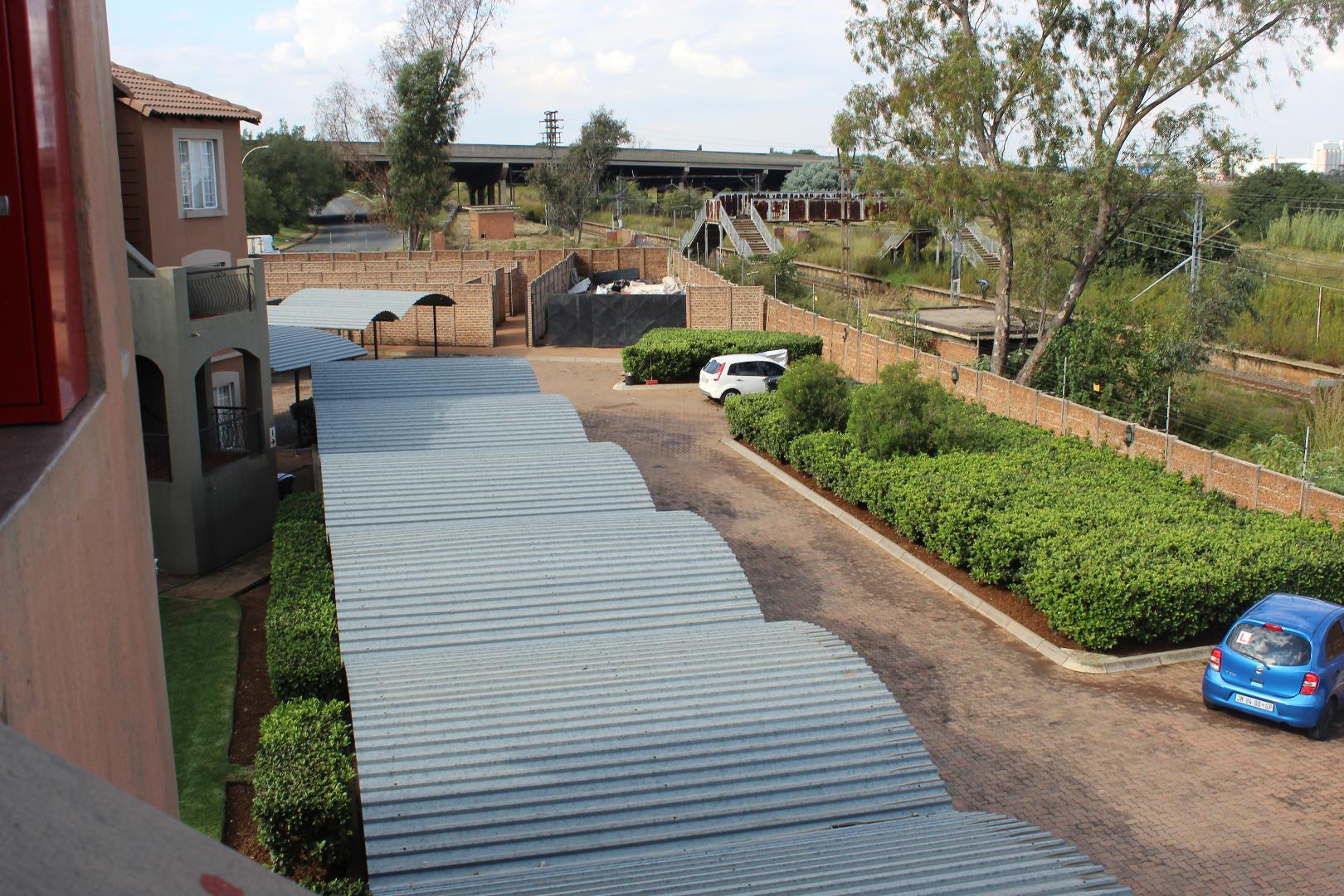 2 Bedroom Apartment for Sale - Gauteng