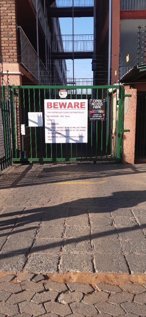 2 Bedroom Flat for Sale - Gauteng