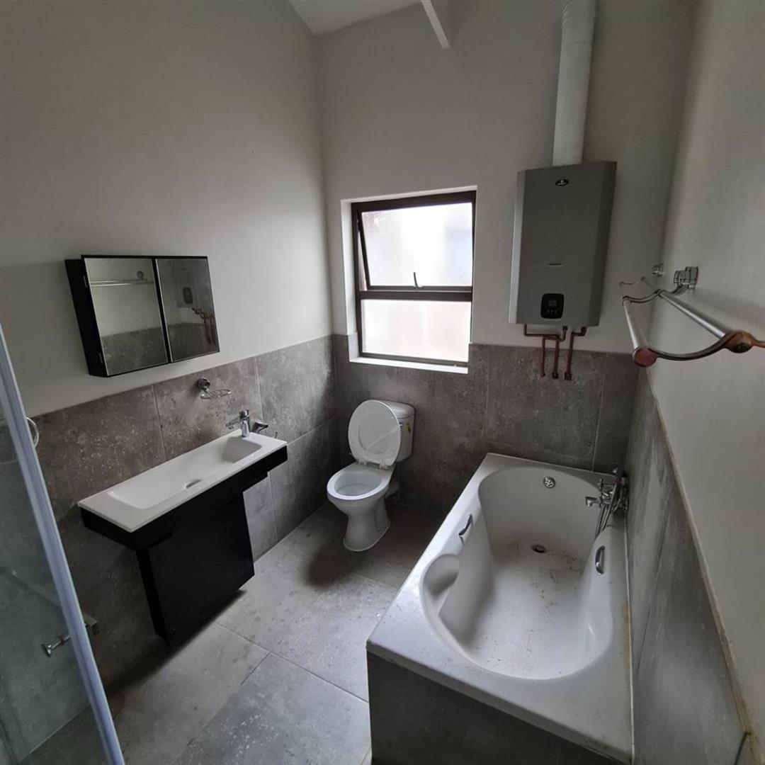 704997_property-9946835-7554644_sd.jpg