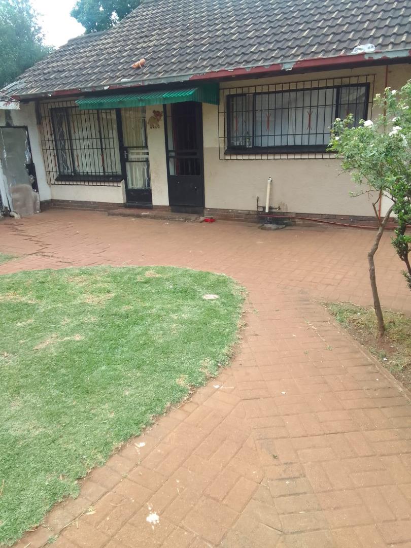 12 Bedroom House for Sale - Gauteng