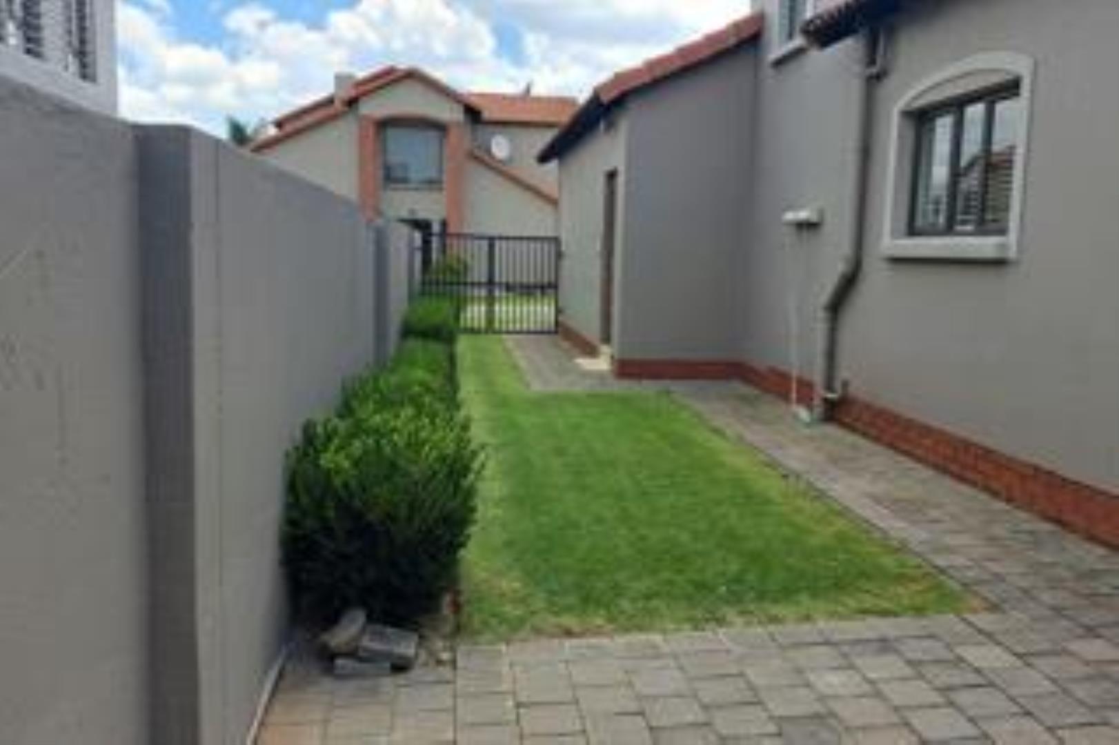 4 Bedroom House for Sale - Gauteng