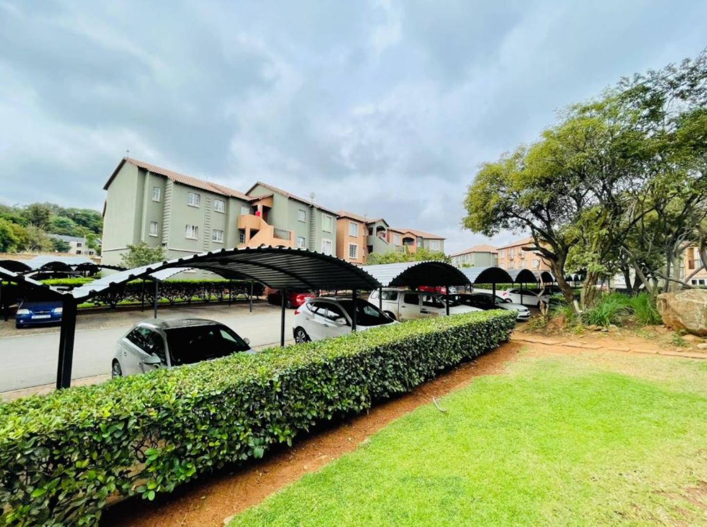 2 Bedroom Townhouse for Sale - Gauteng