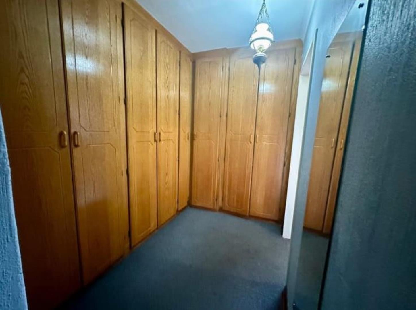 716639_3.JPG
