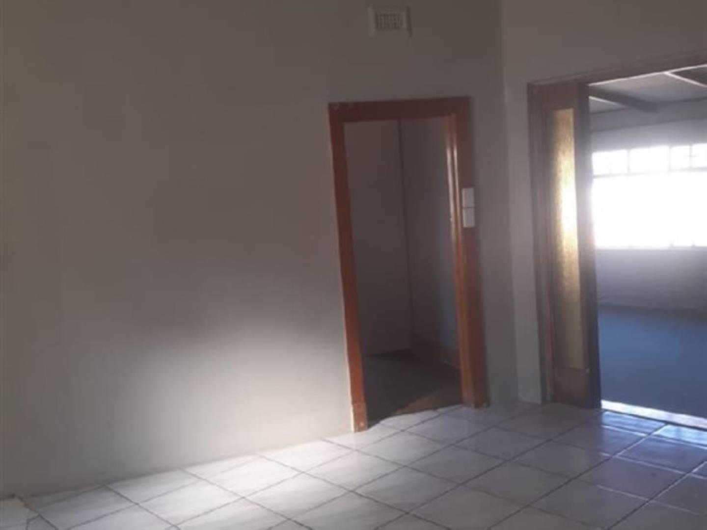 717067_property-10601067-46429650_e.jpg