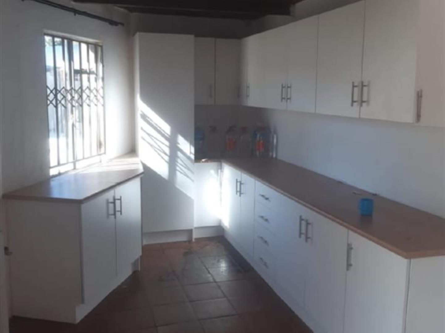 717067_property-10601067-55129452_e.jpg