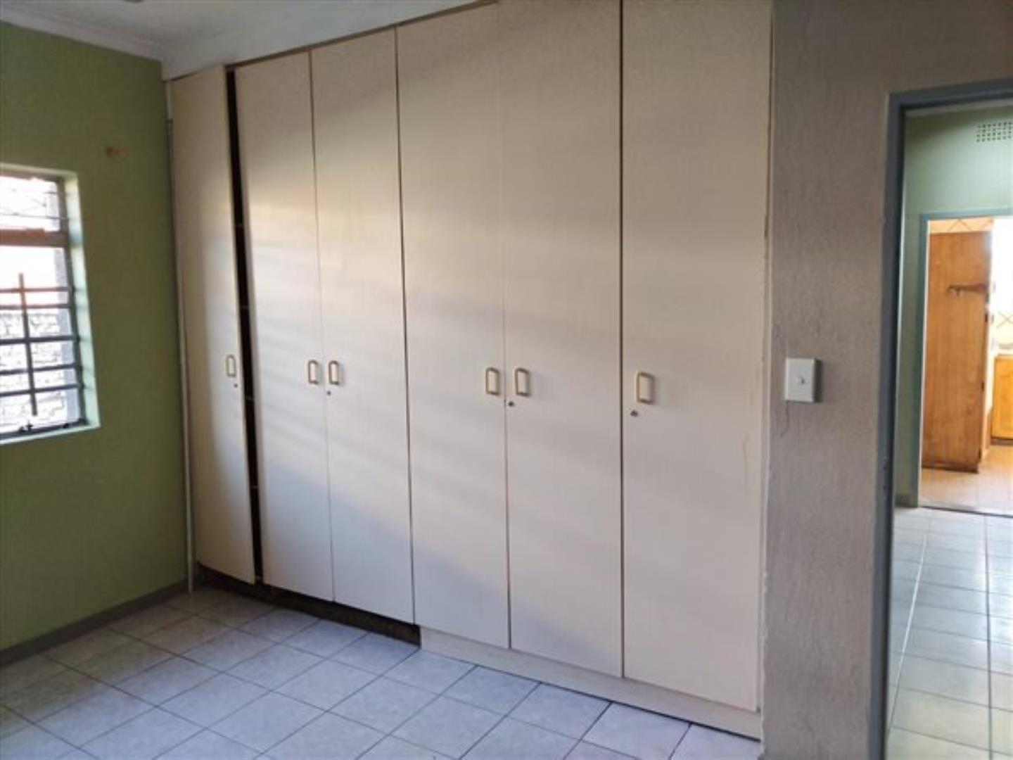 717131_property-10464175-19325733_e.jpg