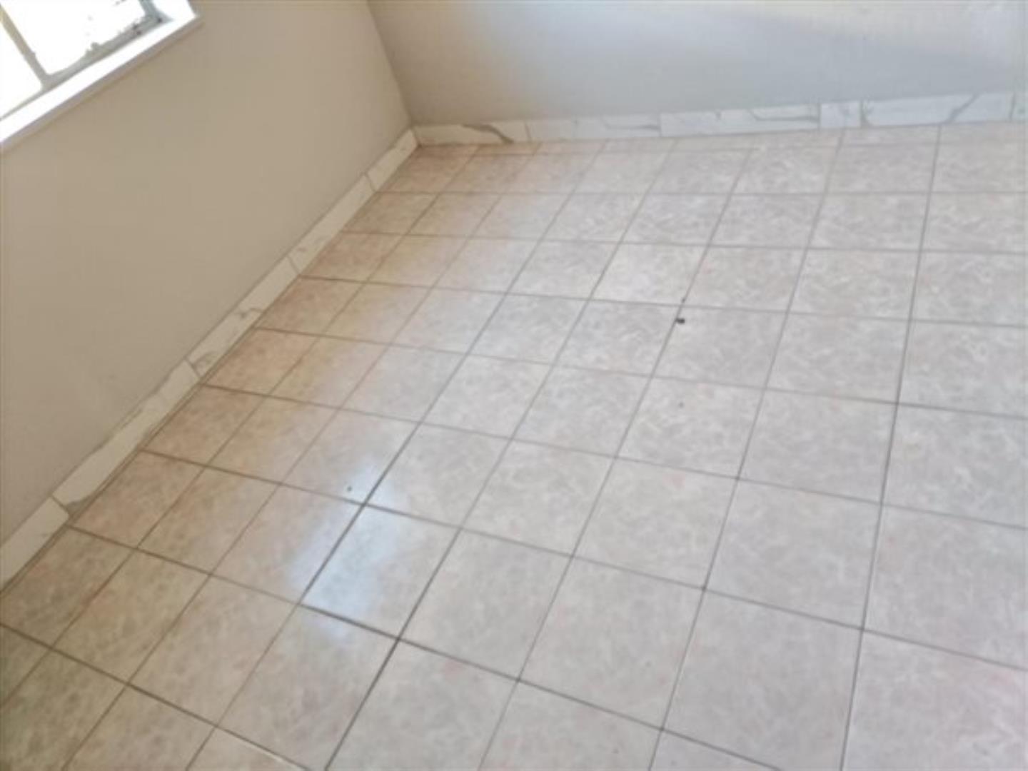 717131_property-10464175-75703039_e.jpg