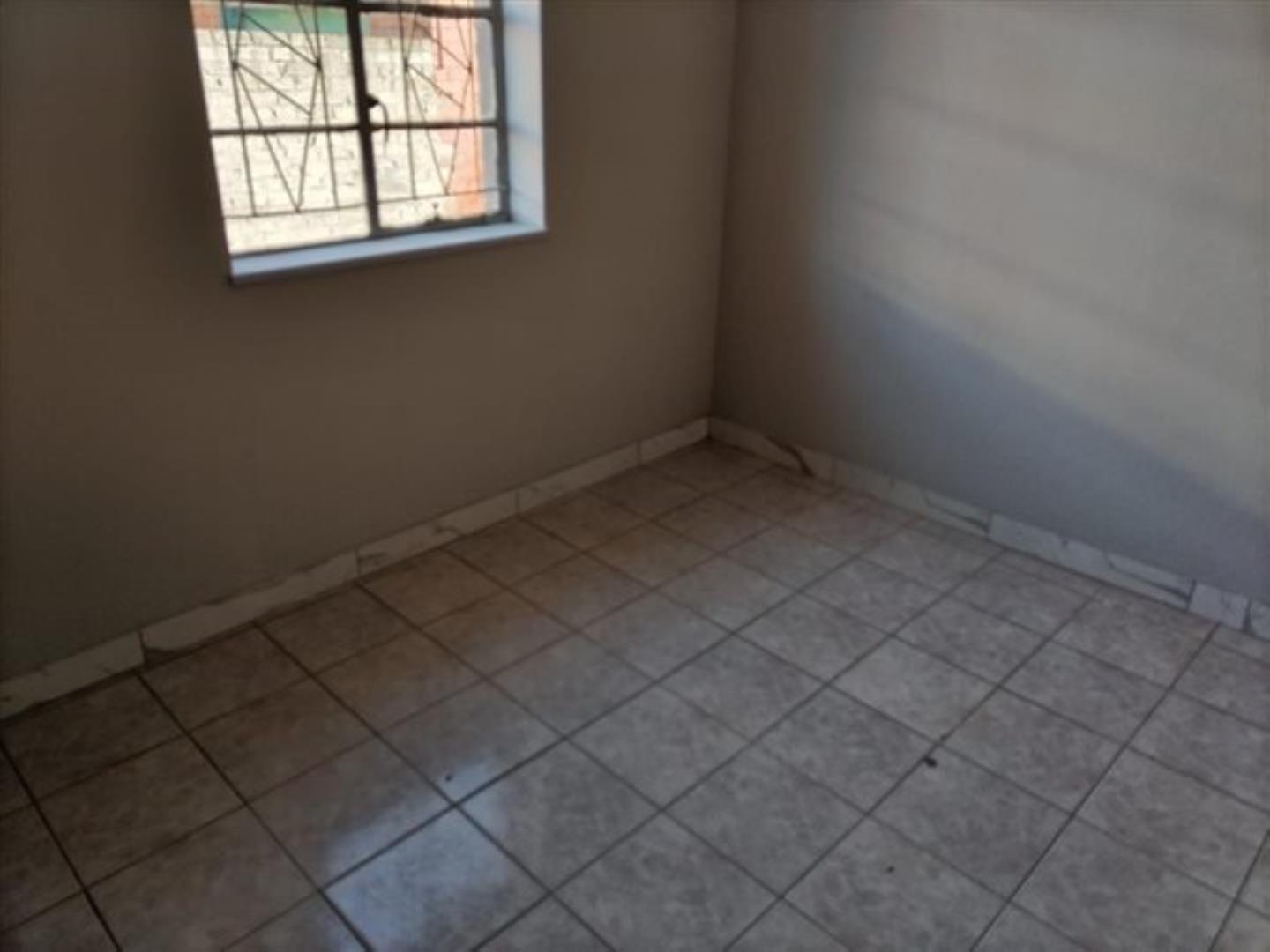 717131_property-10464175-82358470_e.jpg
