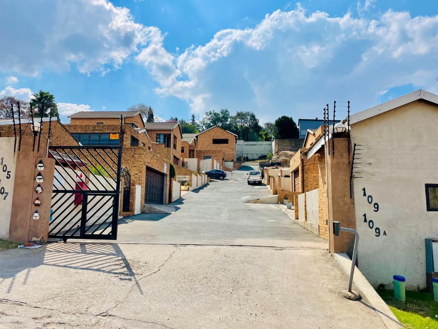 3 Bedroom Townhouse for Sale - Gauteng