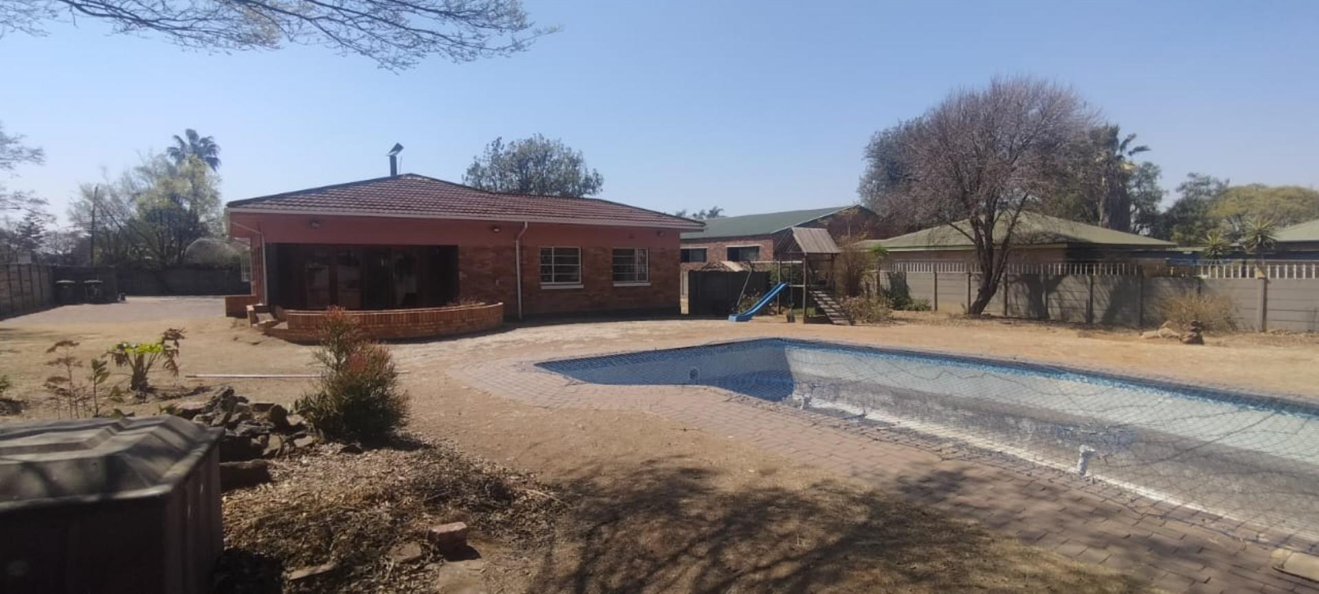 4 Bedroom House for Sale - Gauteng