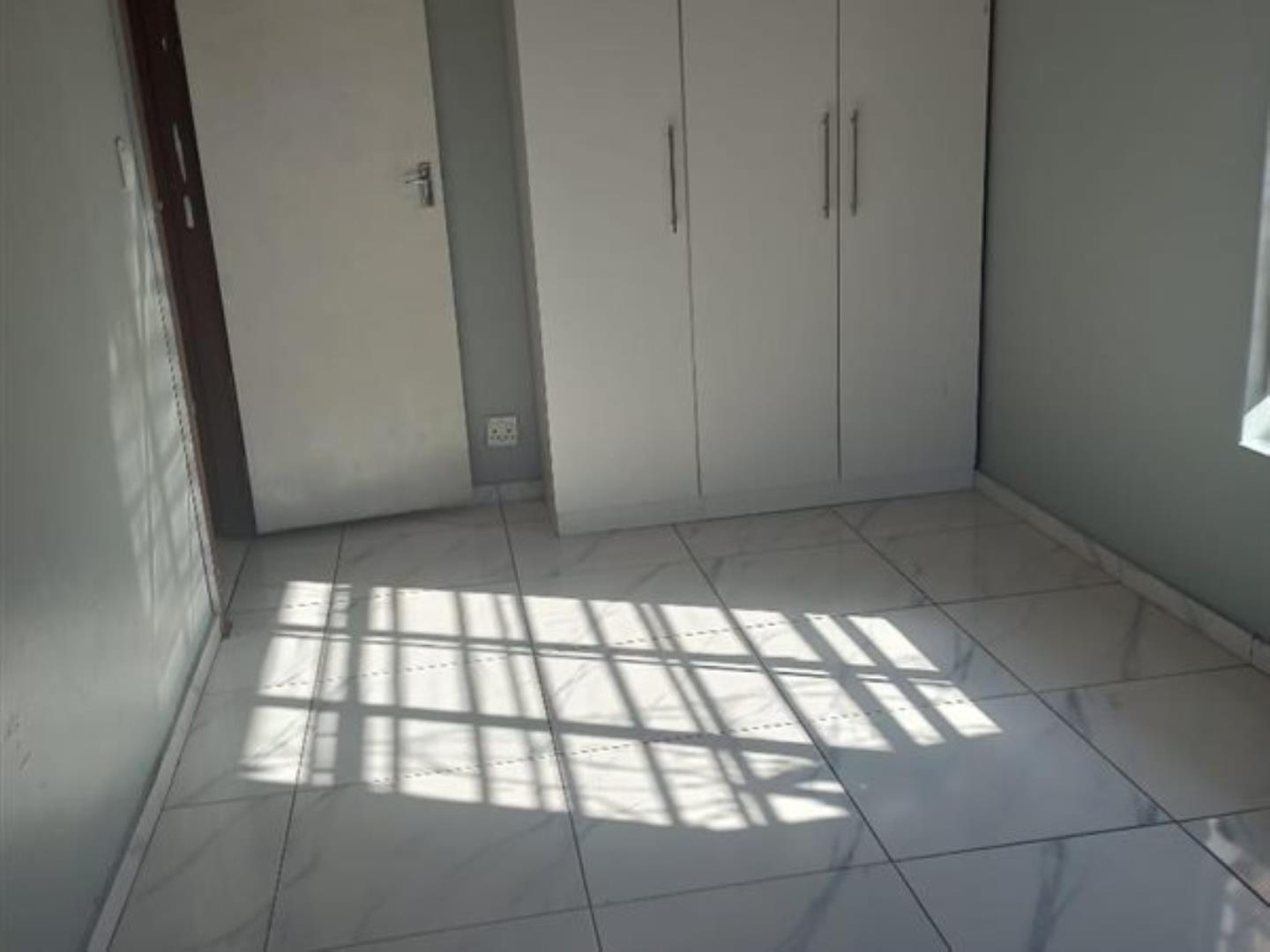 727572_property-10642880-21948409_e.jpg