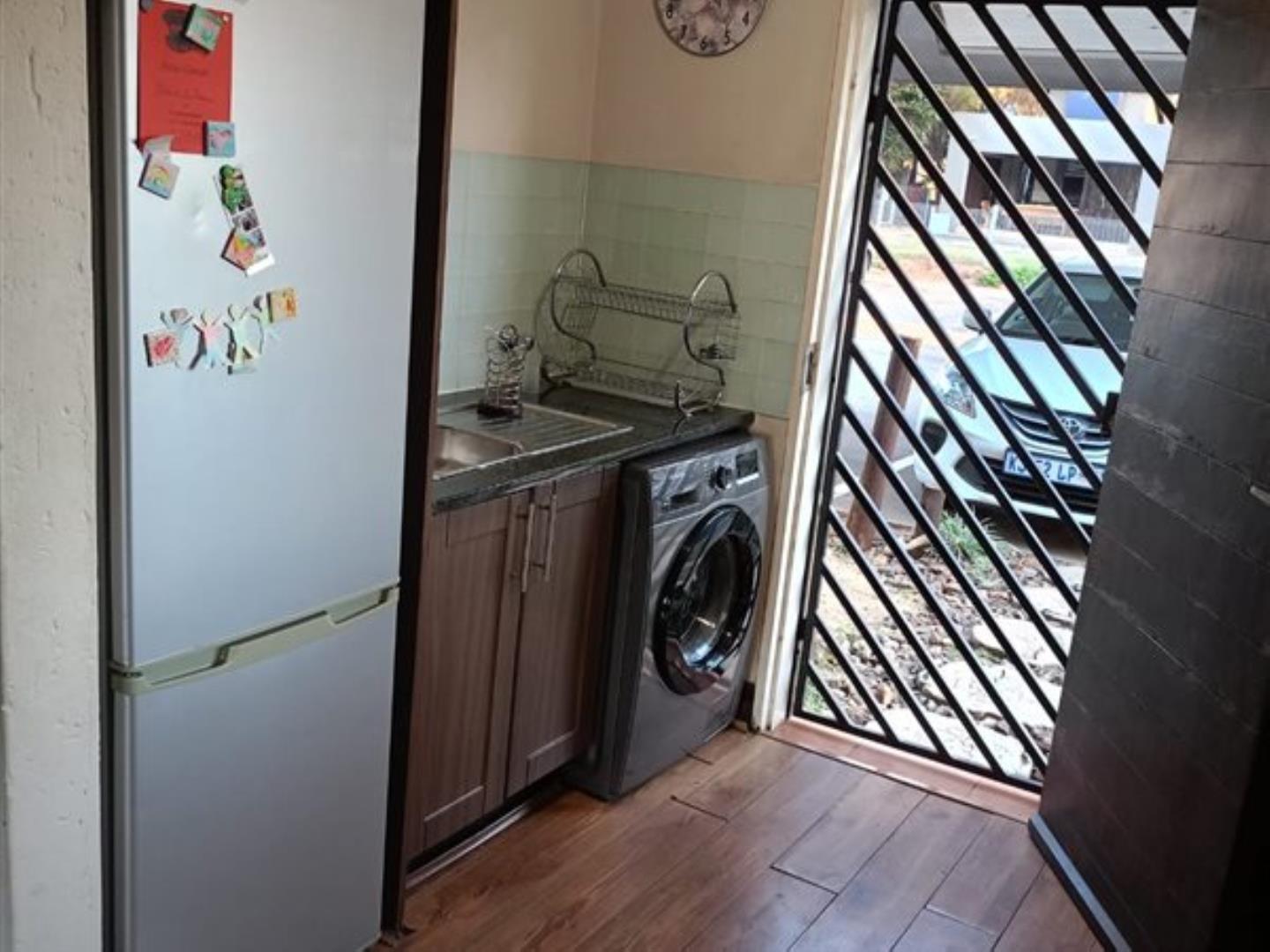 727574_property-10613131-59685518_e.jpg