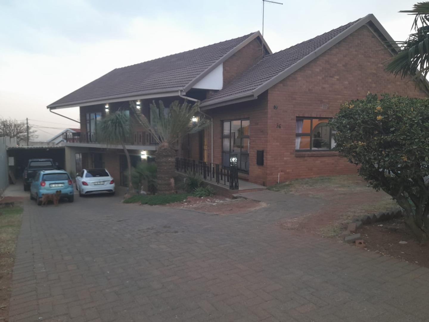 5 Bedroom House for Sale - Gauteng