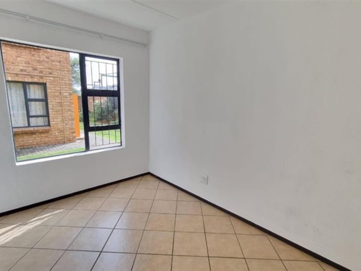 727678_property-10655542-75556166_e.jpg