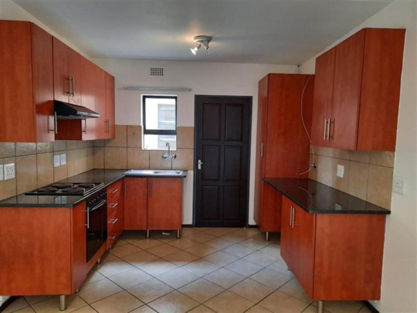 727678_property-10655542-82085830_e.jpg