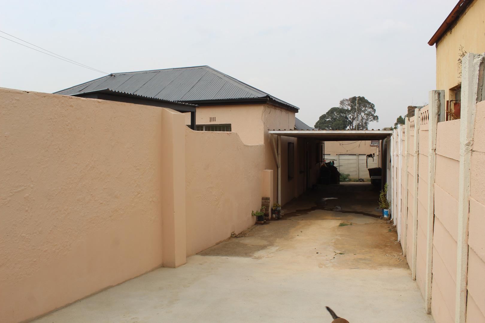 5 Bedroom House for Sale - Gauteng