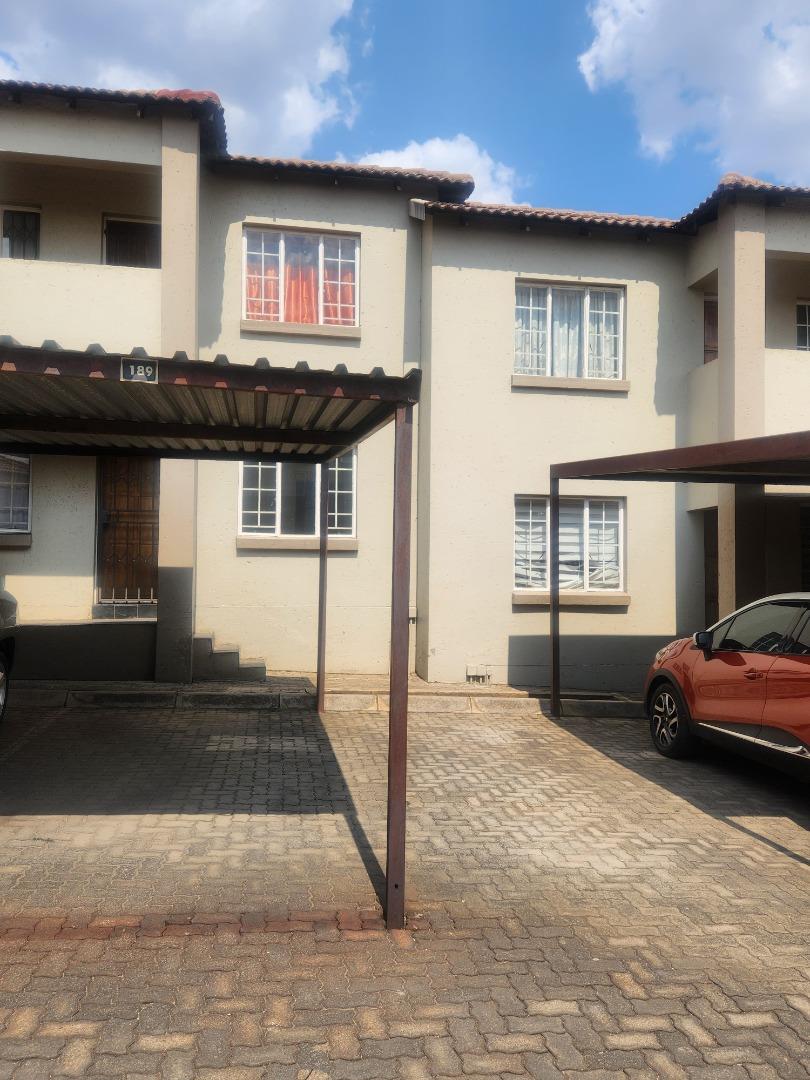 2 Bedroom Townhouse for Sale - Gauteng