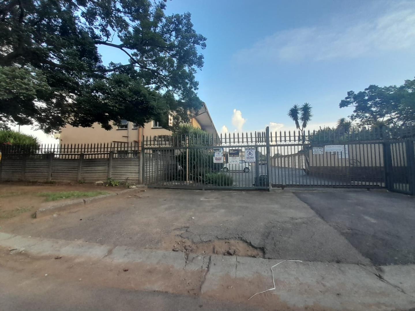 2 Bedroom Flat for Sale - Gauteng
