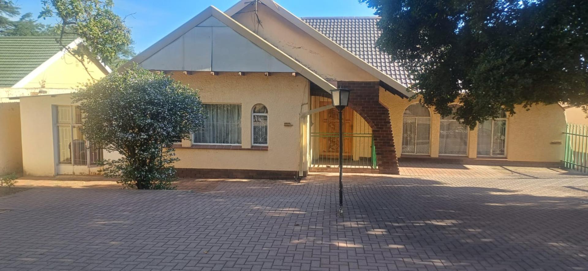 4 Bedroom House for Sale - Gauteng