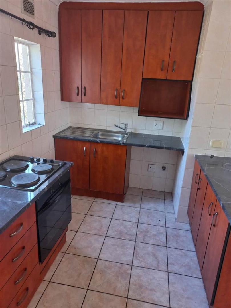 739663_property-8858446-53111284_sd.jpg