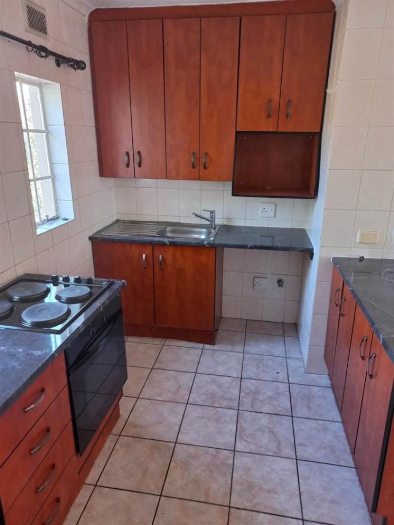 739663_property-8858446-78793779_sd.jpg