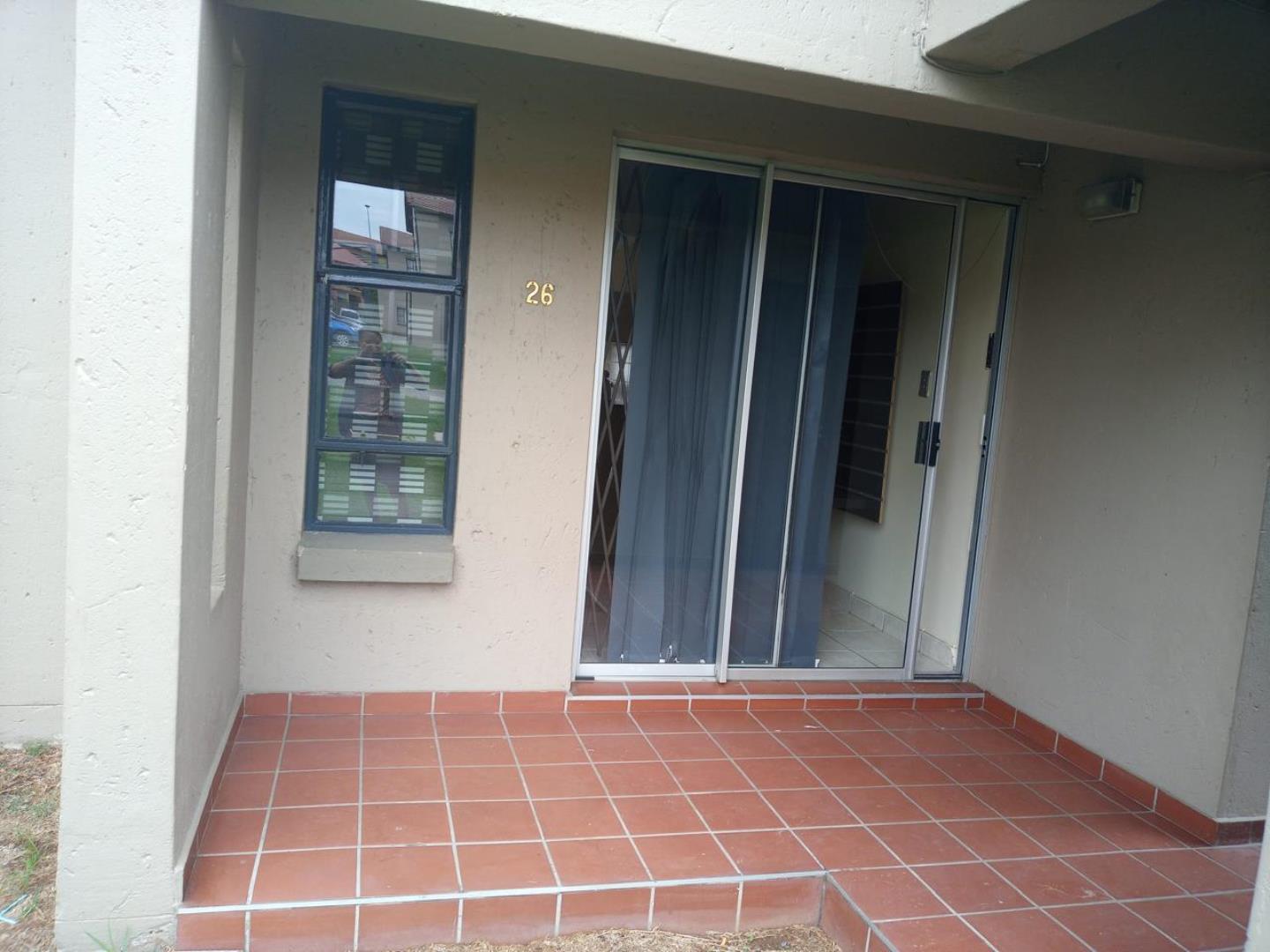 2 Bedroom Apartment for Sale - Gauteng
