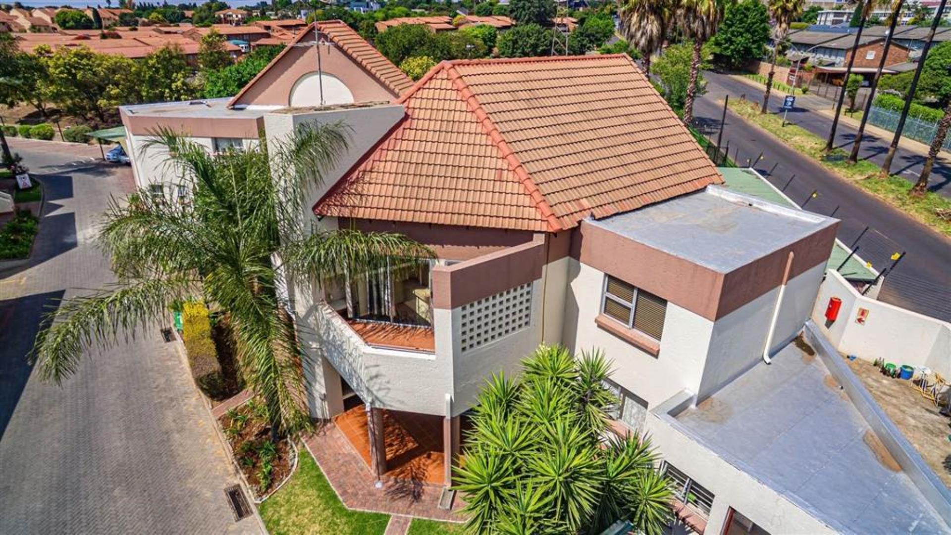 1 Bedroom Townhouse for Sale - Gauteng