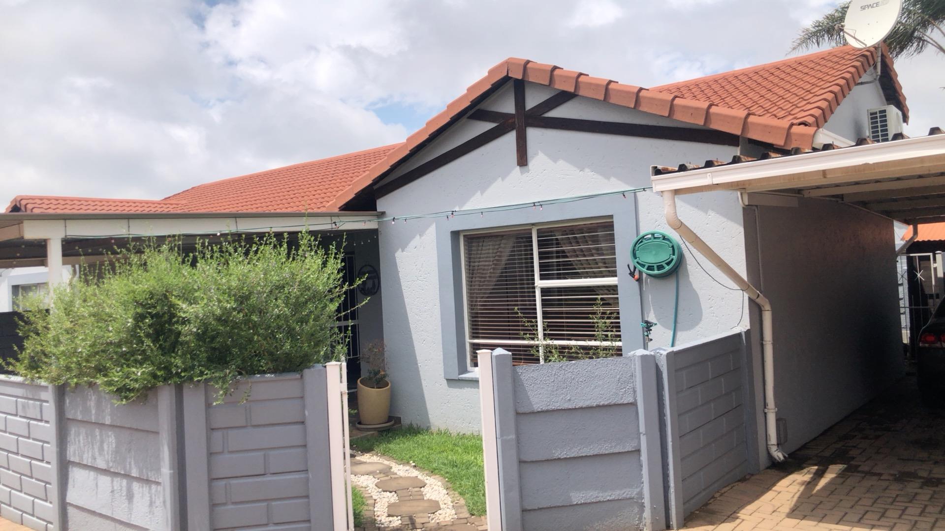 3 Bedroom Townhouse for Sale - Gauteng