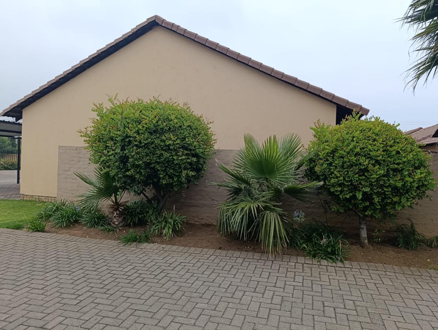 2 Bedroom Townhouse for Sale - Gauteng