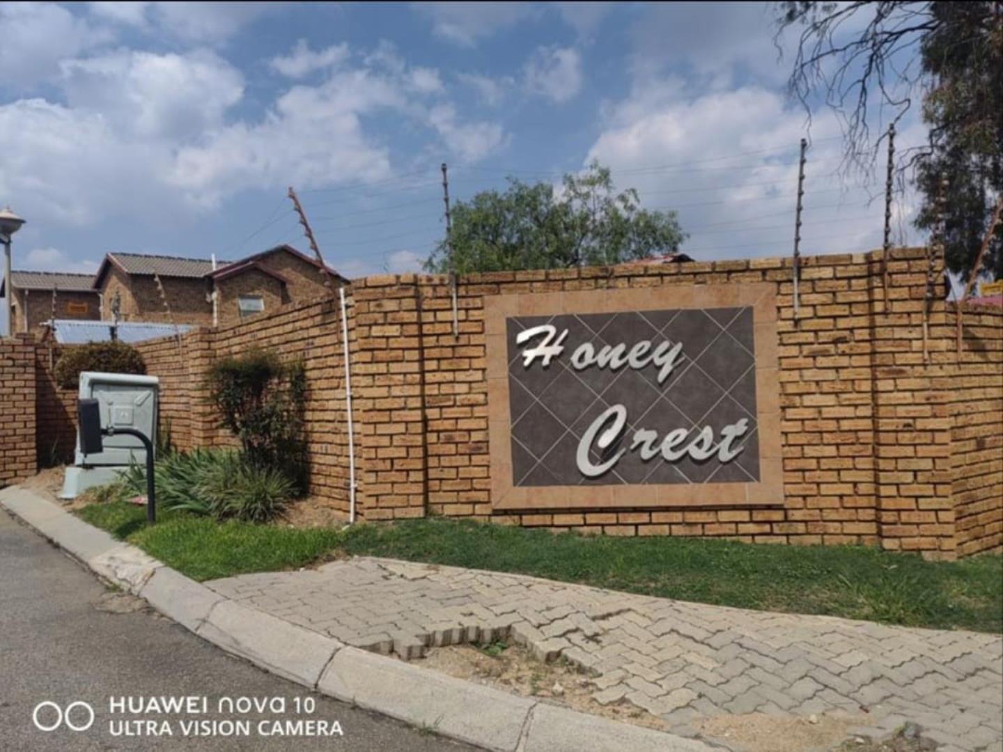 2 Bedroom Apartment for Sale - Gauteng