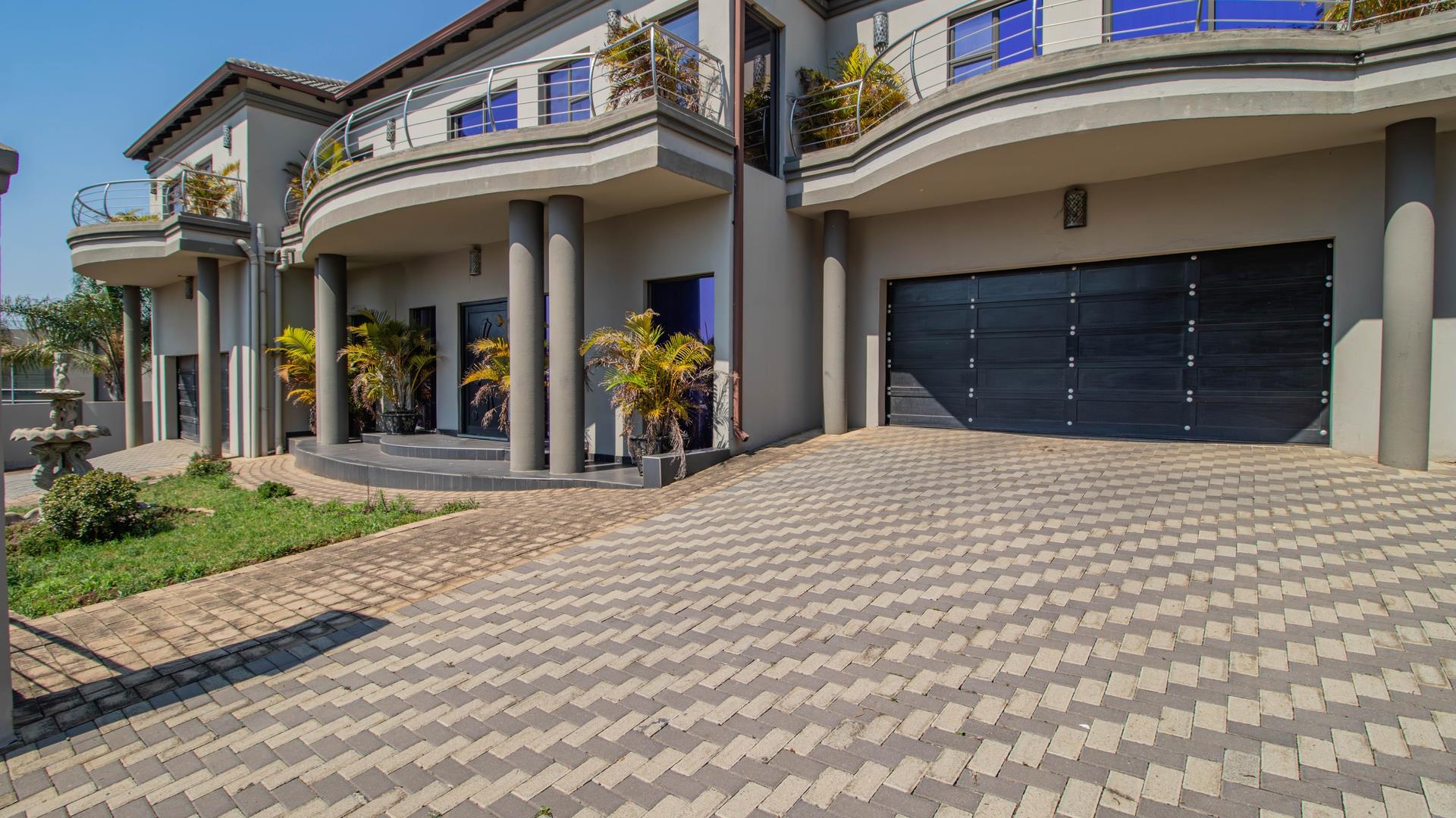 7 Bedroom House for Sale - Gauteng
