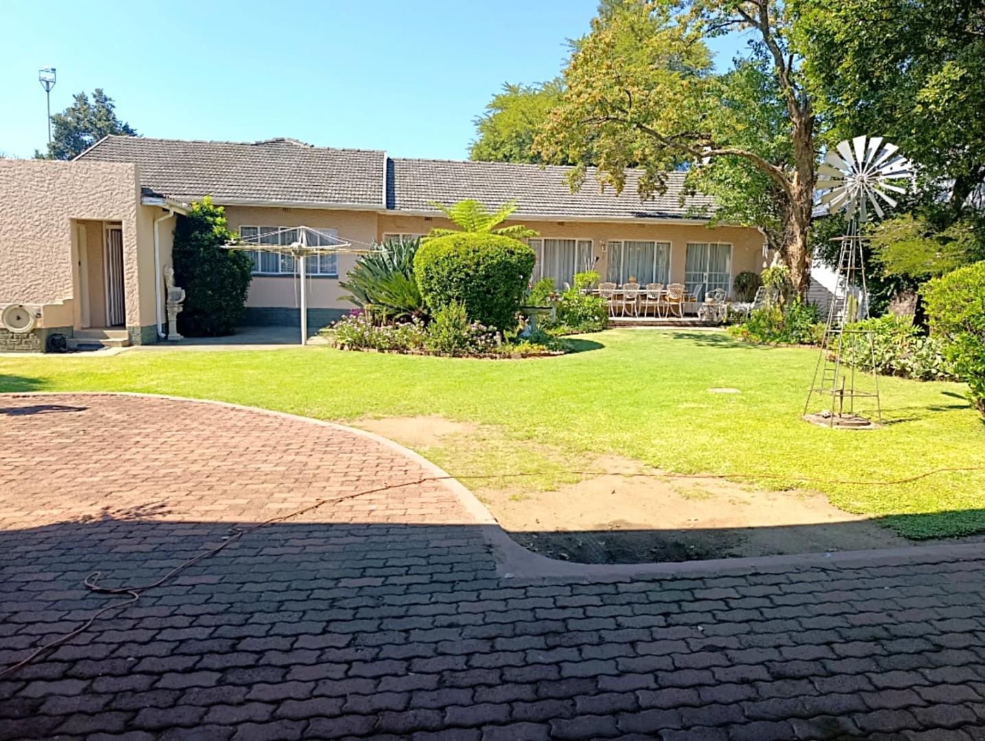4 Bedroom House for Sale - Gauteng
