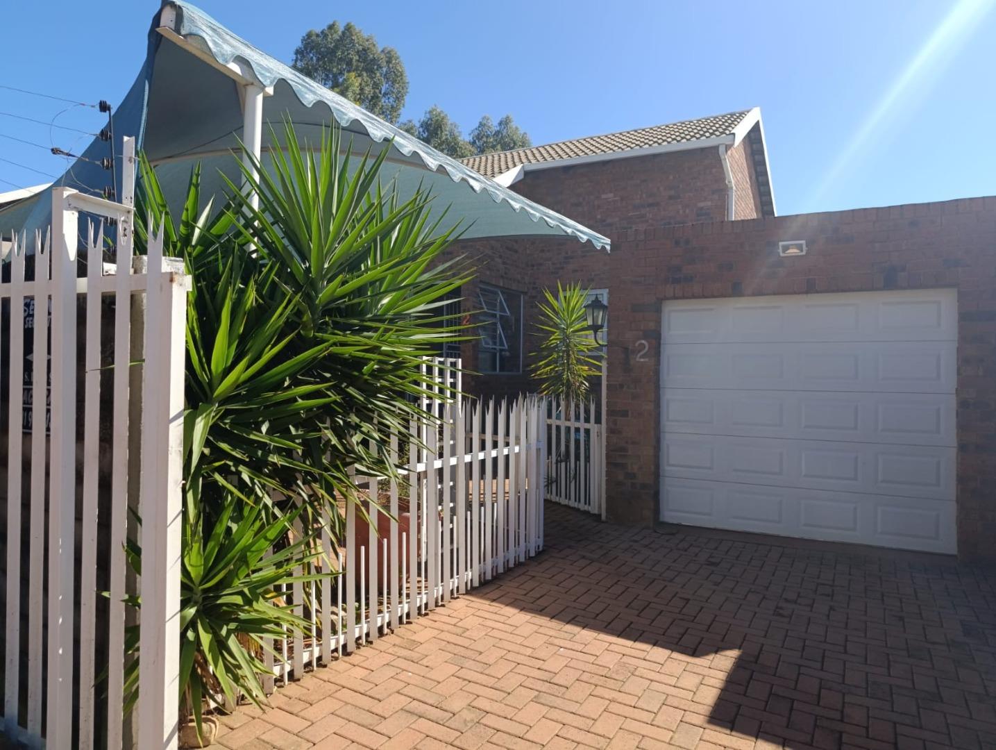 3 Bedroom Cluster for Sale - Gauteng