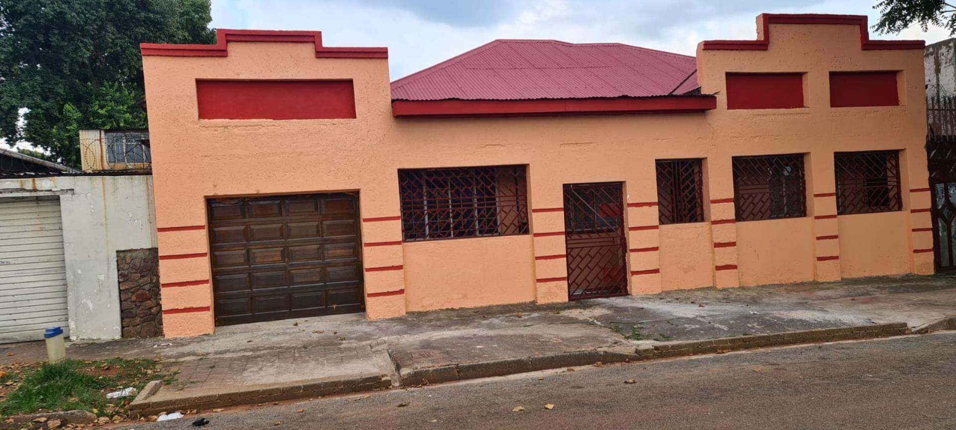 4 Bedroom House for Sale - Gauteng