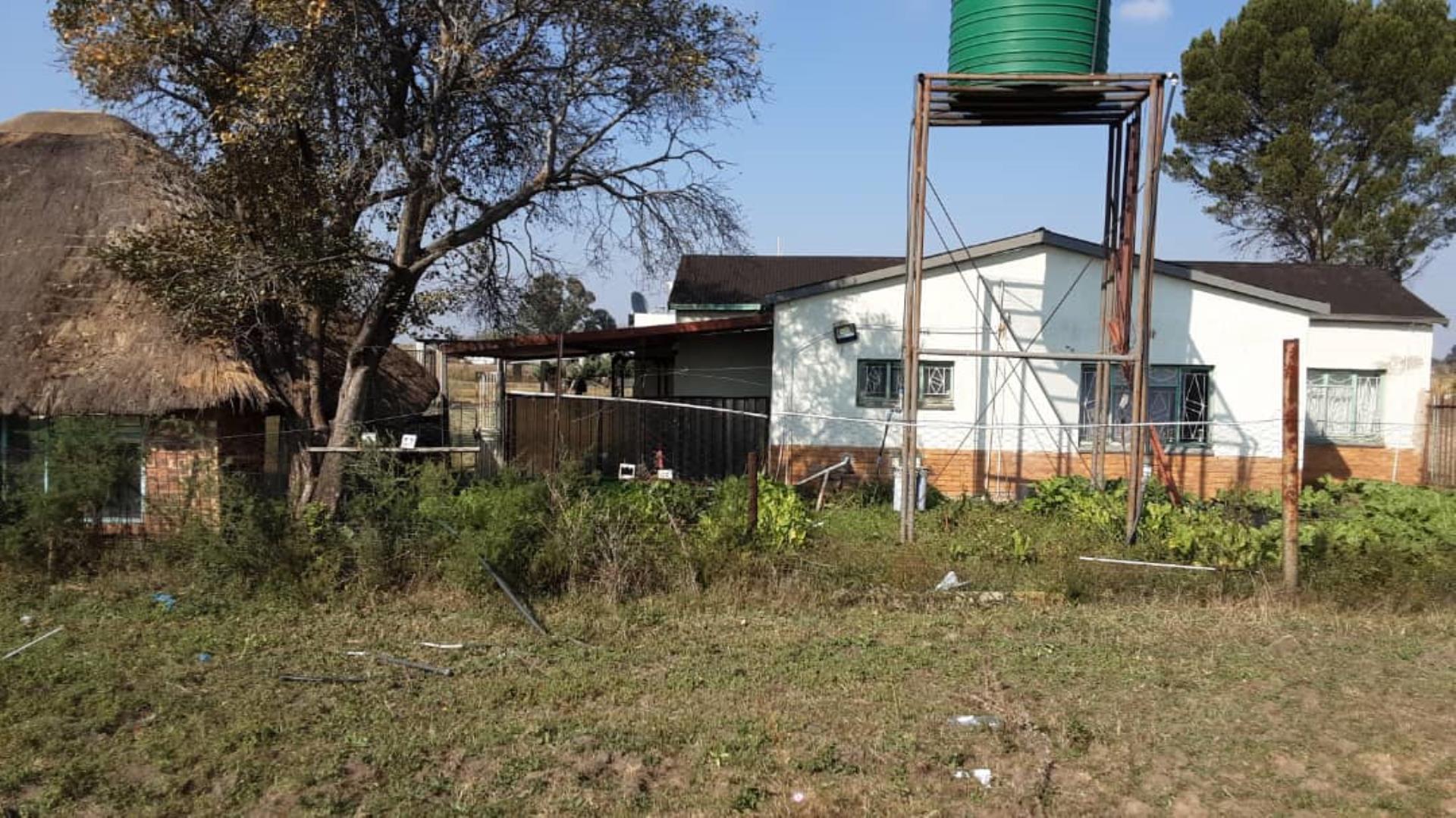 4 Bedroom Farm for Sale - Gauteng