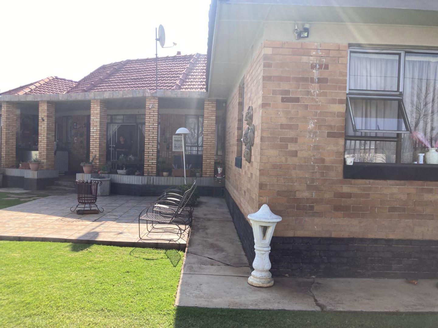 4 Bedroom House for Sale - Gauteng