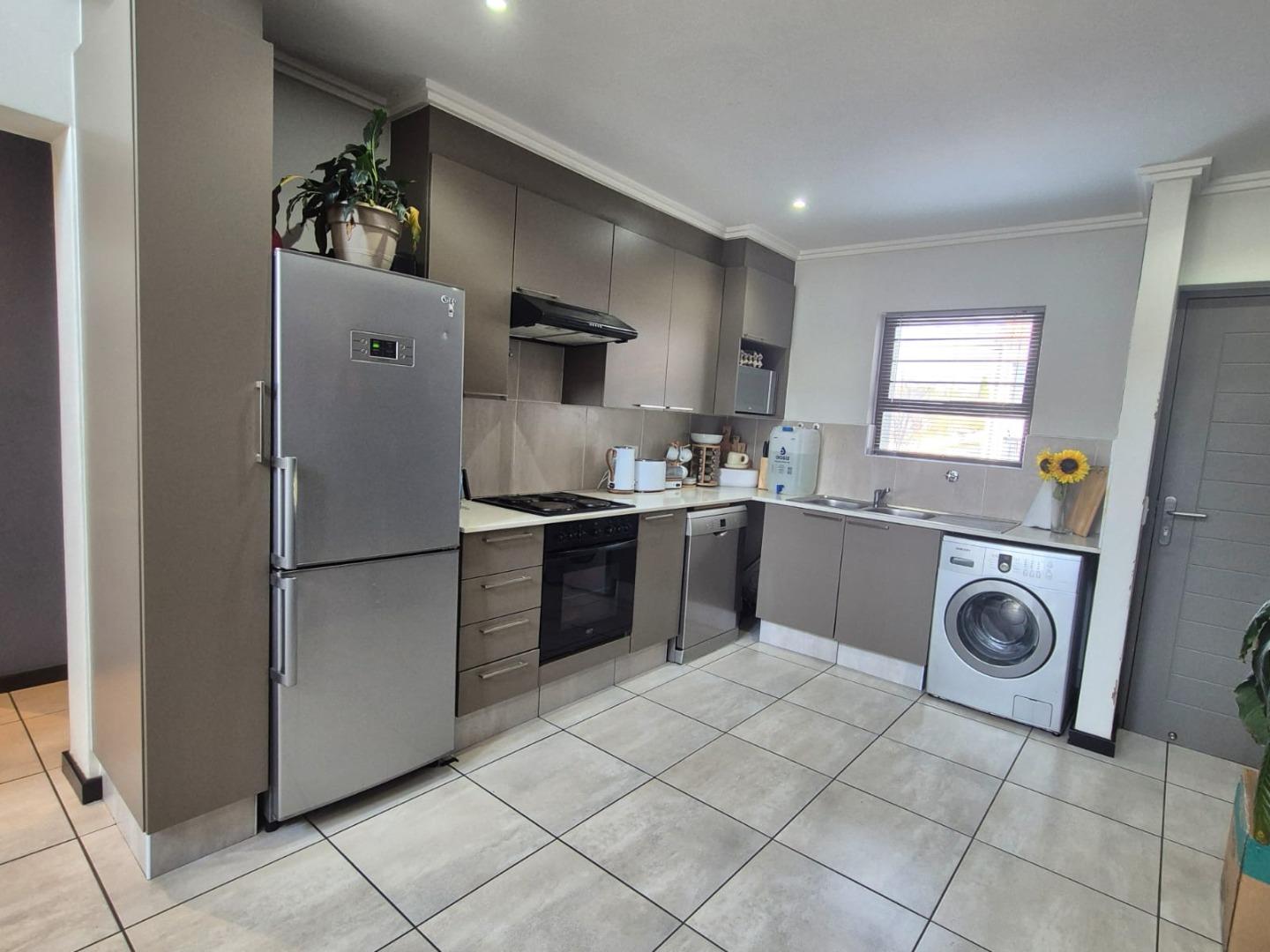 2 Bedroom Apartment for Sale - Gauteng