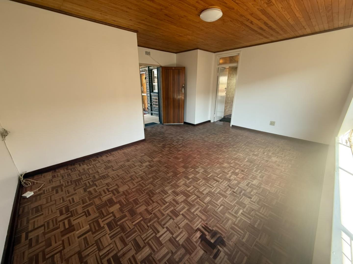 1 Bedroom Flat for Sale - Gauteng